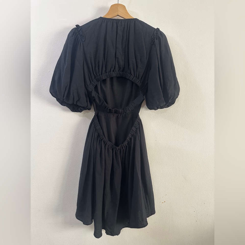 MOON RIVER Open Back Mini Dress SIZE SMALL 2 4 Graceful Romantic Whimsy Cinched